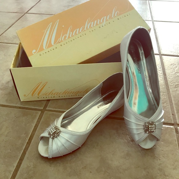 Michael Angelo/David’s Bridal Dress Shoes - Picture 1 of 5